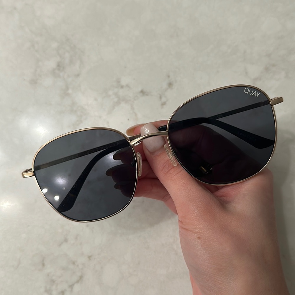 Quay Jezabell sunglasses